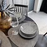 V P Luxury Tríkala