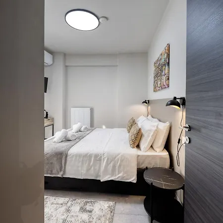 V P Luxury 트리칼라