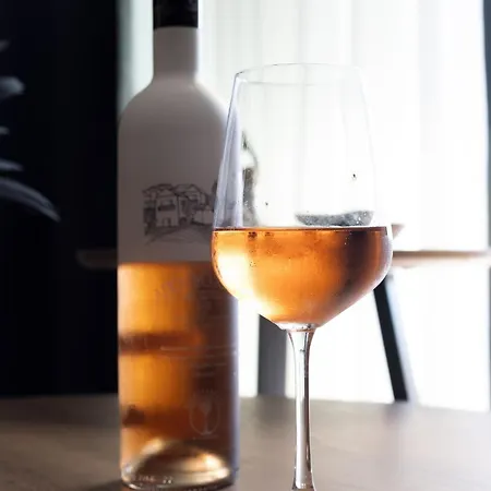 V P Luxury Lägenhet