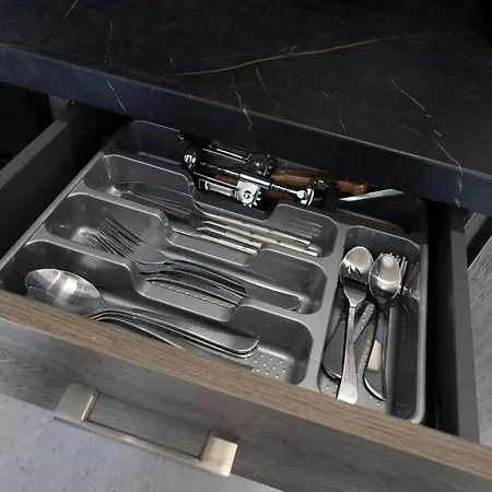 V P Luxury * Tríkala